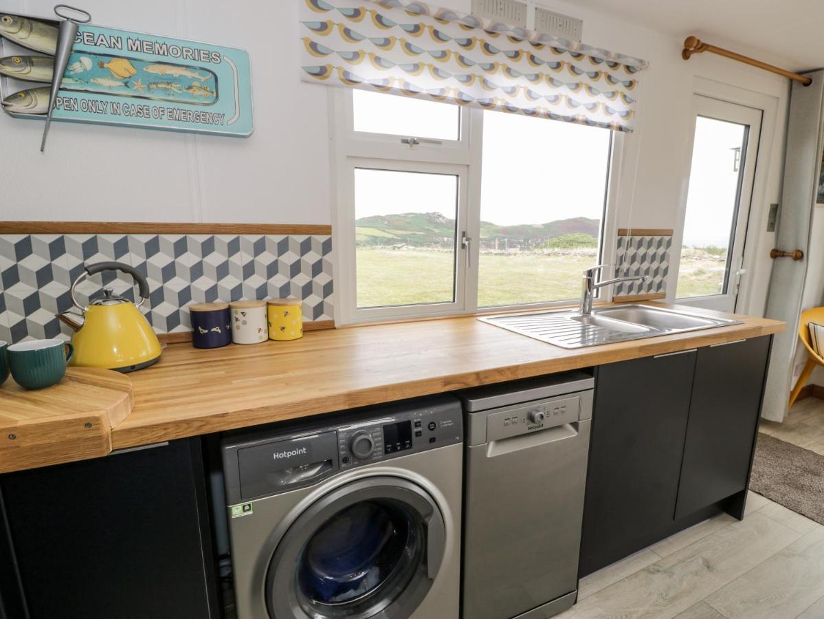 Porthwen Lodge Amlwch Extérieur photo